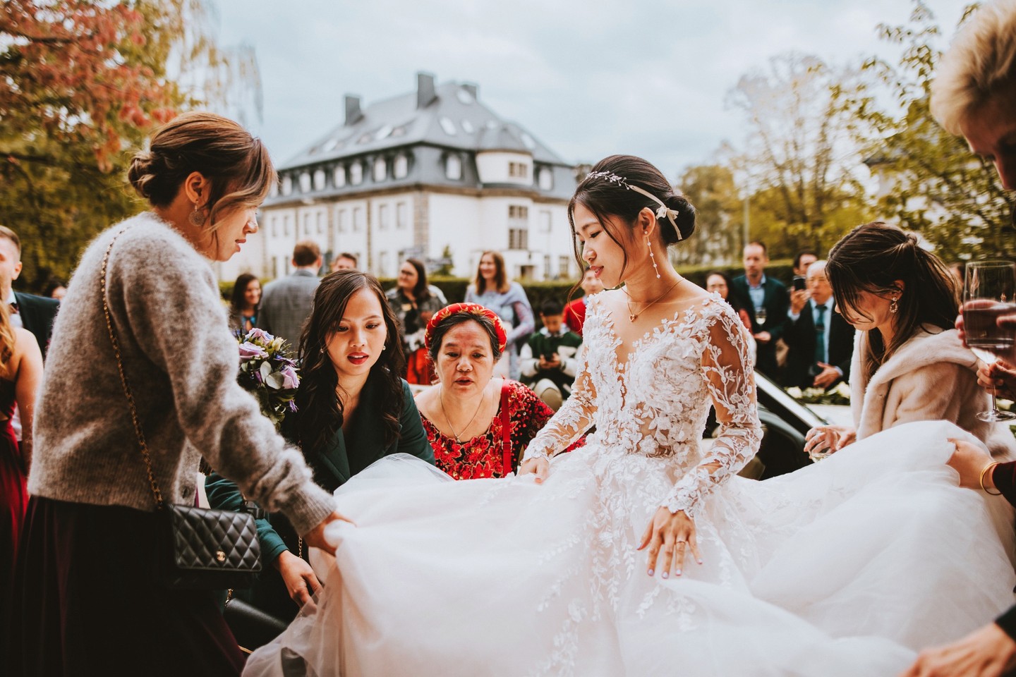 Hochzeit von Hien & Markus..
#hochzeitsfotografie #hochzeit
#hochzeitsfotos #hochzeitsfotograf #hochzeitsreportage #weddingpics #weddingphotography #brautpaar #brautkleid #lookslikefilm #hochzeitsfotosfrankfurt #hochzeitsfotografiefrankfurt #hochzeitsfotograffrankfurt
#hochzeitsfotografie #Frankfurt
#hochzeitsparty #party #partynight #partytime #storytelling #weddingstory #weddingstorytelling #weddingstoryteller @villamerton #wedding #weddingdress