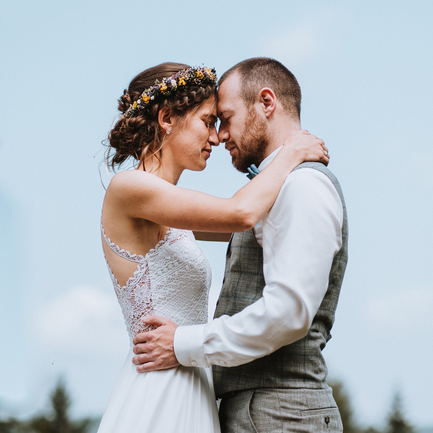 Hochzeit von Laura & Christoph..
#hochzeitsfotografie #hochzeit
#hochzeitsfotos #hochzeitsfotograf #hochzeitsreportage #weddingpics #weddingphotography #brautpaar #brautkleid #lookslikefilm #hochzeitsfotosfrankfurt #hochzeitsfotografiefrankfurt #hochzeitsfotograffrankfurt
#hochzeitsfotografie #Frankfurt #storytelling #weddingstory #amorbach #hochzeitamorbach #gotthard #burgruine @visitamorbach #heiraten #heirateninamorbach