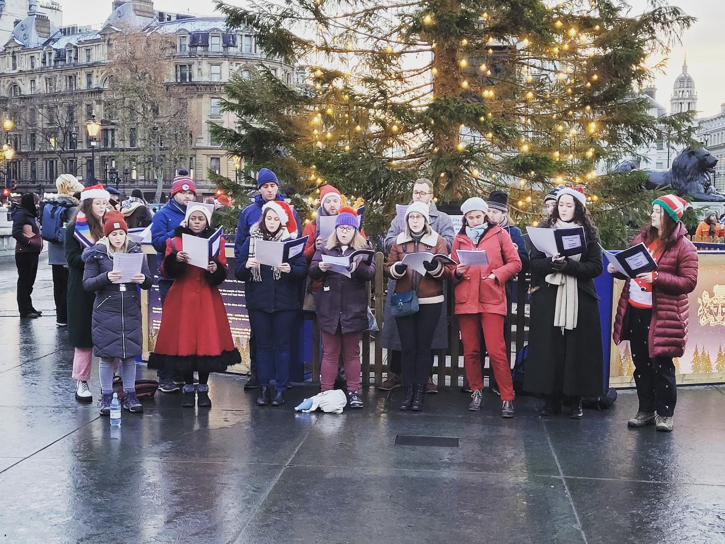 Christmas = singing 🎄
Plus a bonus appearance on This Morning last Friday!