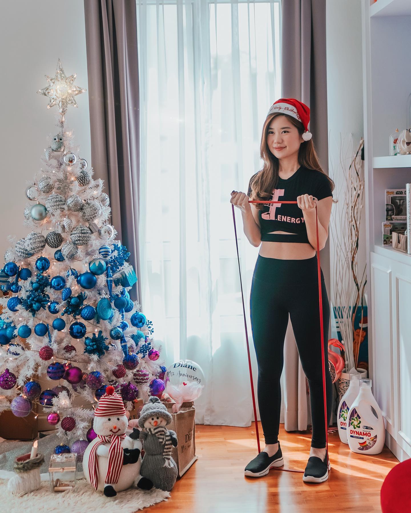 With just days to go to the big ho ho ho, as always, we’ve got your back!
If you’re in need of some last minute gift ideas, look no further than our Power Plans for some digital stocking fillers! 🎁
Even for our busiest loved ones, our Flow Unplugged Home & Away training manual is sure to give the gift of health! Shop link in bio! 💪
Happy holidays friends! ❄️🎄
#flowfysiquefactory #3fenergy #lastminutegifts