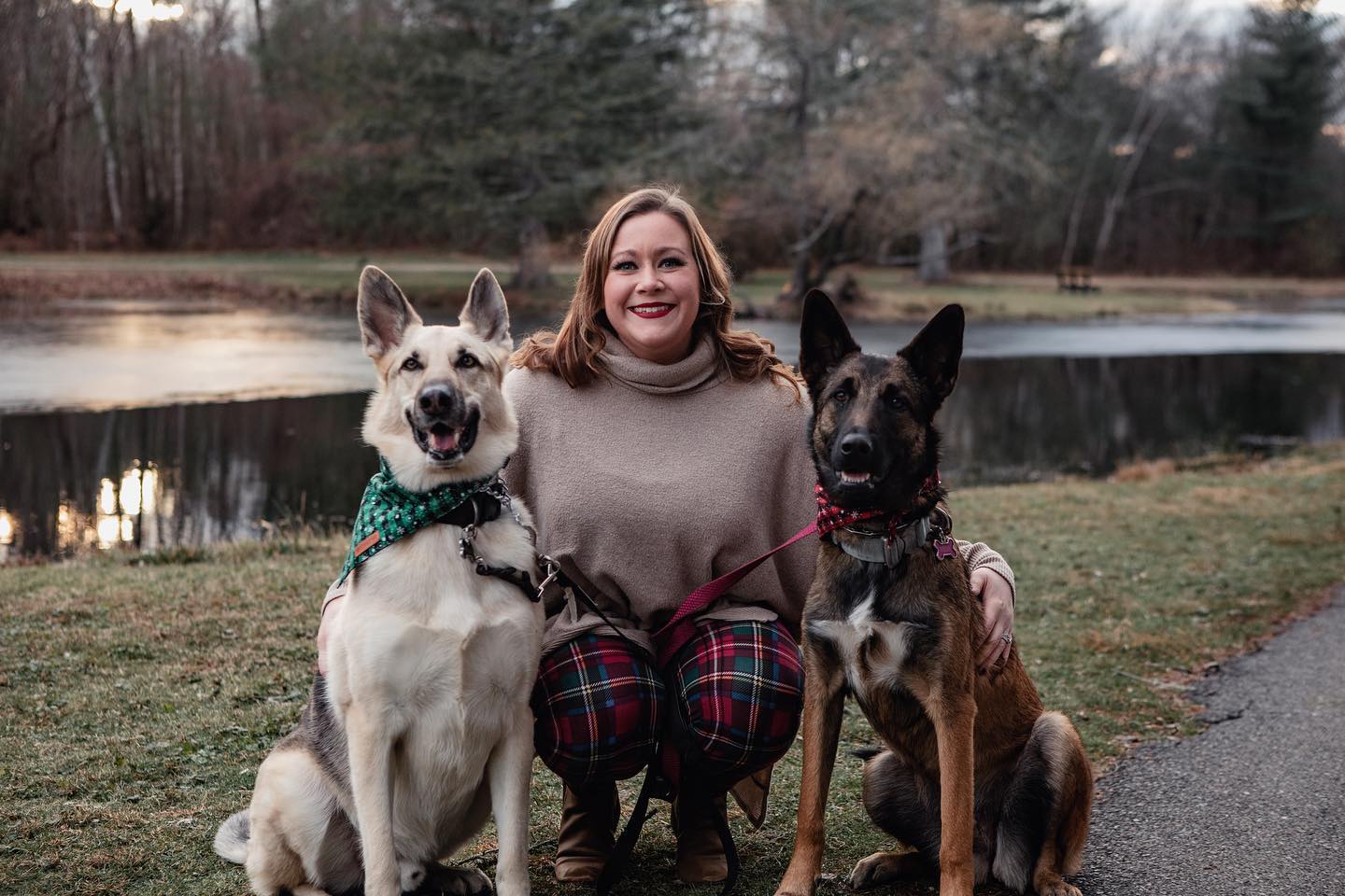 As we approach the end of the year, my heart is filled with gratitude. Every day I am lucky to be a part of your journey to wellness and recovery. You all inspire me.
Happy holidays from my family to yours.
#physicaltherapy #athletictraining #oncologyrehab #manchesternh #safespace #lgbtq🌈