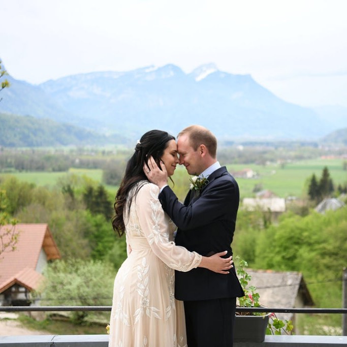 It’s the little moments. They’re as important as the big moments, often spontaneous and full of love. And captured for eternity by your photographer.
Planning: @bonjourweddings.fr
Photo: @missparisphoto
Catering: @chef_mathieu_ranea
Music: @apolloblueduo
Flowers: @botaniquebazar
Rentals: @maison_options
MUAH: @makeupbyjoleen
Assistant planner: @chloe.cnts
Venue: Domaine de la Sauge
Accommodation and rehearsal dinner: @hotel_mille_pas
#smallweddinginfrance #frenchweddingplanner #alpinewedding #frenchelopement