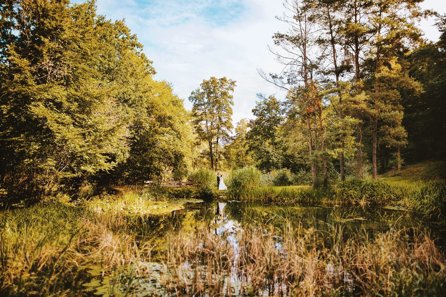 Lisa und Marcel..
#hochzeitsfotos #hochzeitsfotograf #hochzeitsreportage #weddingpics #weddingphotography #brautpaar #brautkleid #lookslikefilm #hochzeitsfotoswürzburg #hochzeitsfotografiewürzburg
#hochzeitsfotografwürzburg #gettingready #bride #brautkleid #hochzeitsfotosfrankfurt #storytelling #storytellingphotography #derschafhofamorbach @der.schafhof.official #amorbach #heirateninamorbach