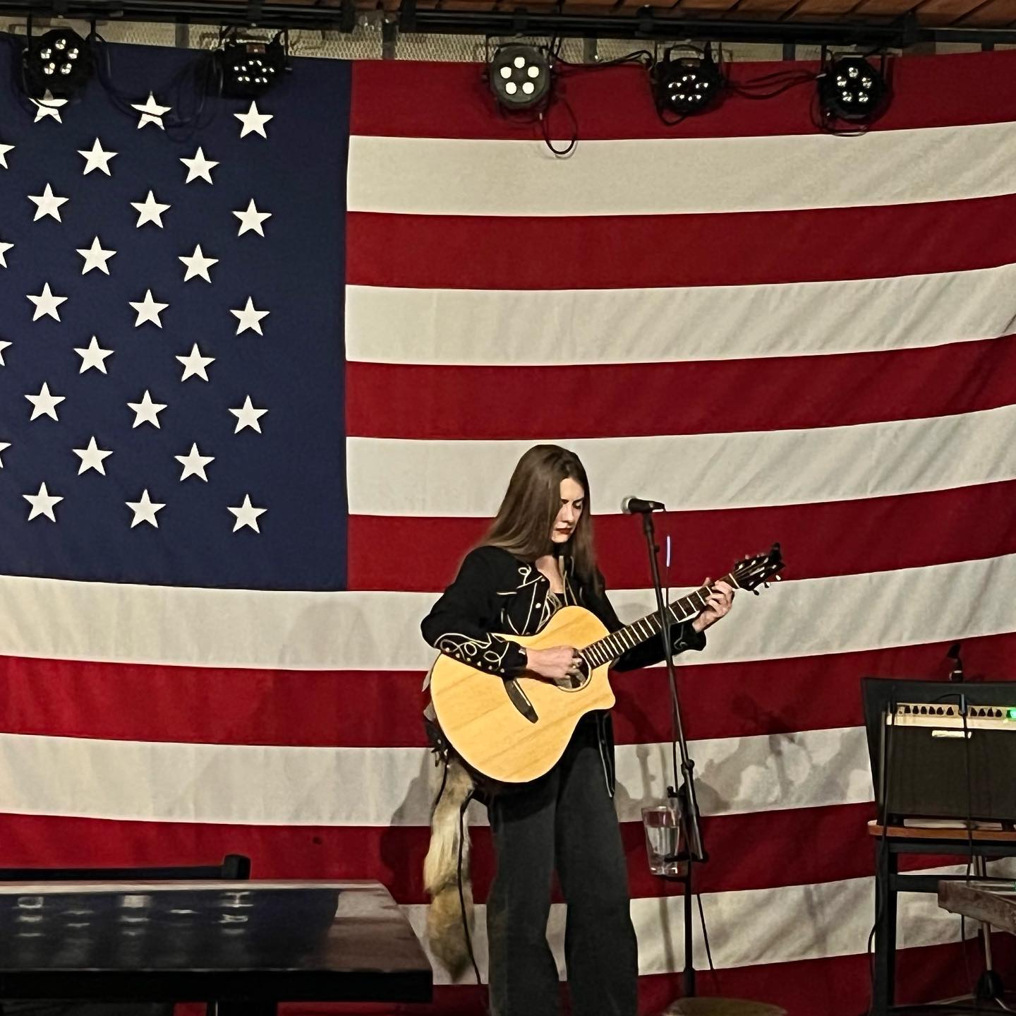 Last night was so fun! Blake Brightman played at @bourbonbbqmt and she invited a handful of friends to get up and take a turn at the mic, as well. We then all ventured over the the Hauf for open mic night to catch a handful of local bluegrass players throw down.
One of my favorite things about our local music scene is how everyone comes together to support each other. Can’t wait to do it again soon, friends!