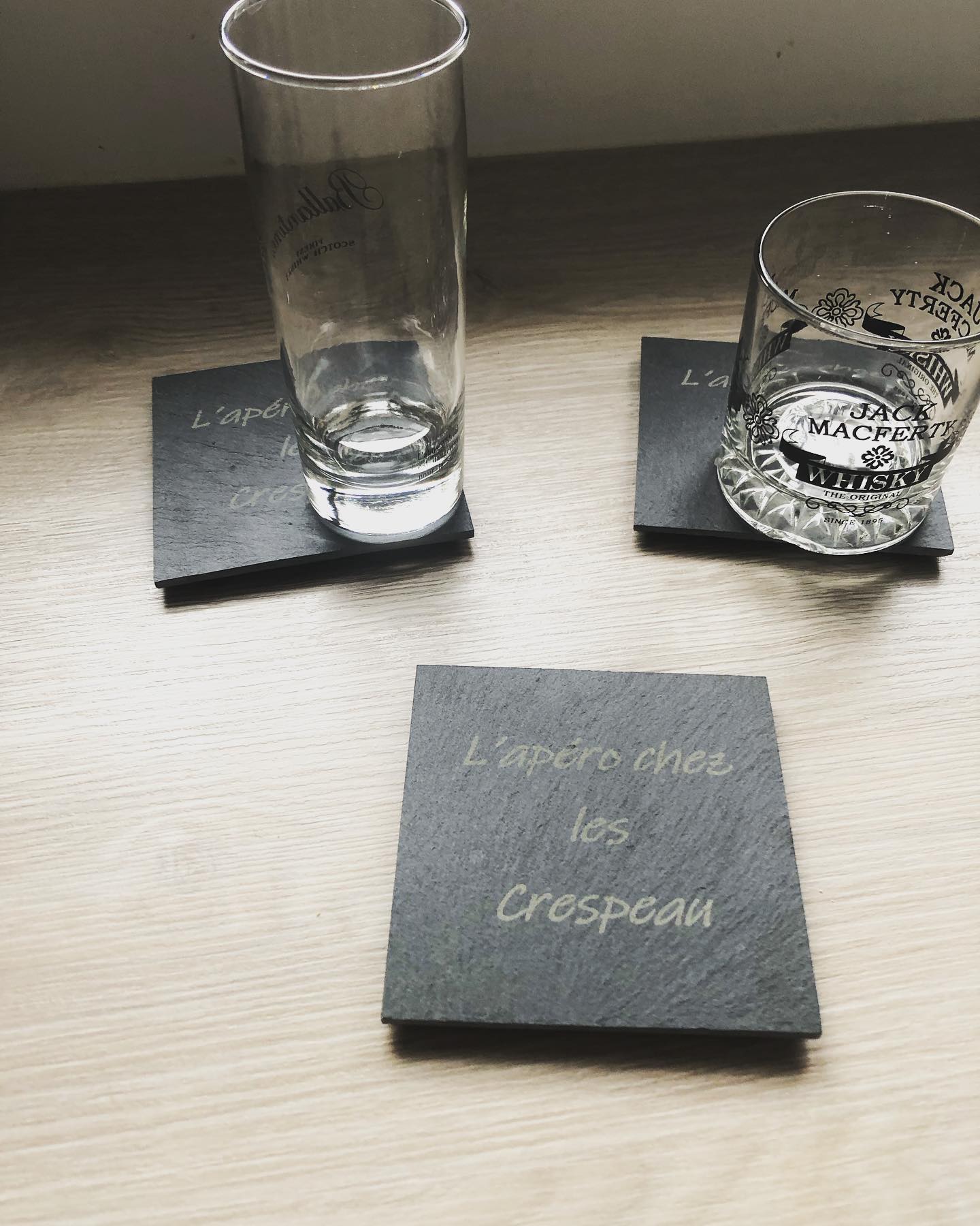 La gravure sur ardoise fait son apparition pour 2023