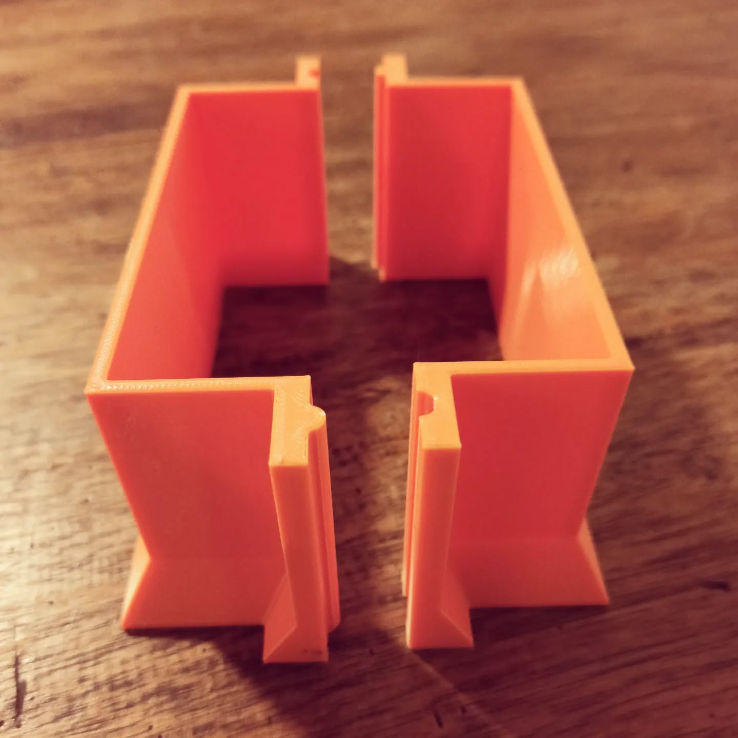 Mold design and printing!
#molddesign #moldmaker #moldmaking #molds #3beeprinting #3ddesigns #3dmodeling #3dprinting #3ddesign