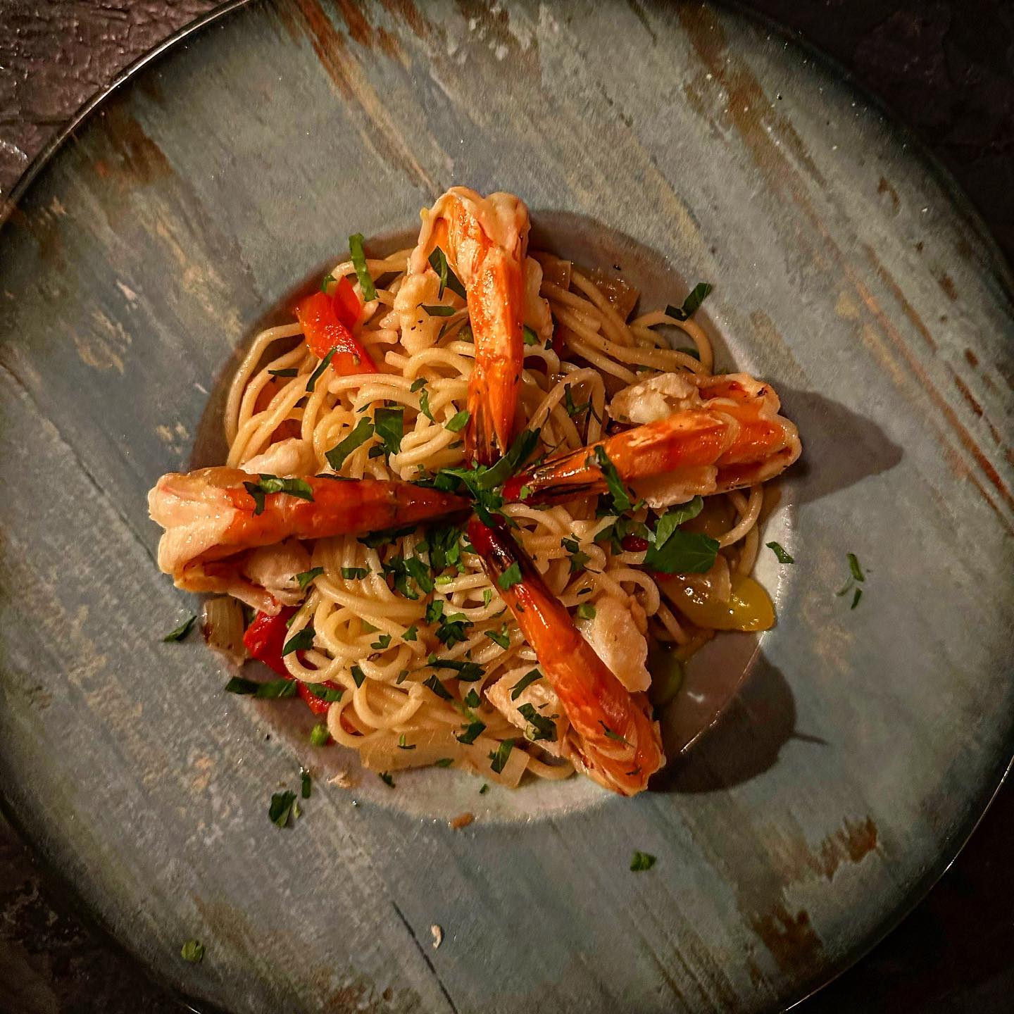 Spaghetti mit unseren Wildfang Garnelen!
Es muss ja nicht immer Fleisch sein. 😉