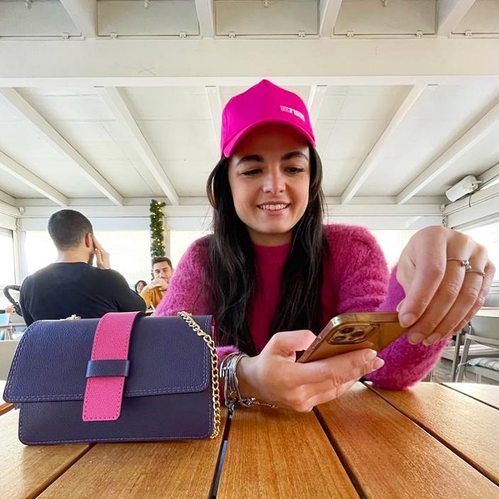 Dimmi che sei Winter senza dirmi che sei Winter. 💓 #armocromia in @figusdesigner 💓 #befigus #madeinitaly #borseartigianali #borsepersonalizzate #borsepelle