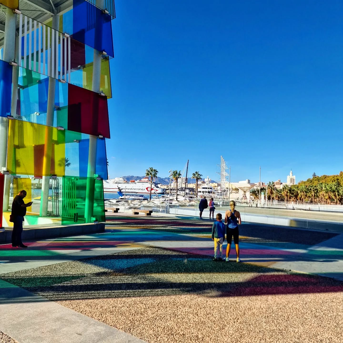 📍 Muelle Uno, Málaga
✔️ Reflejos desde El Cubo del Centre Pompidou Málaga
-
🌞 Buen fin de semana
🌍 Visit us @ lovingmalaga.com (link in bio)
.
.
.
.
.
.
.
.
.
#lovingmalaga #addicted_to_reflections #malaga #malagalife #malagaturismo #reflejos #málaga #malagatoday #andalucia #ckmalagalife #ok_malaga #centrepompidoumalaga #españa #spain #estaes_malaga #visitspain #visitmalaga #reflections #ok_spain #photosofmalaga #malagaconacento #spain_all_pics #euinspi #summervibes #travel #travelphotography #livelovespain #lifeofspain #ilovespain #enamoratedemalaga