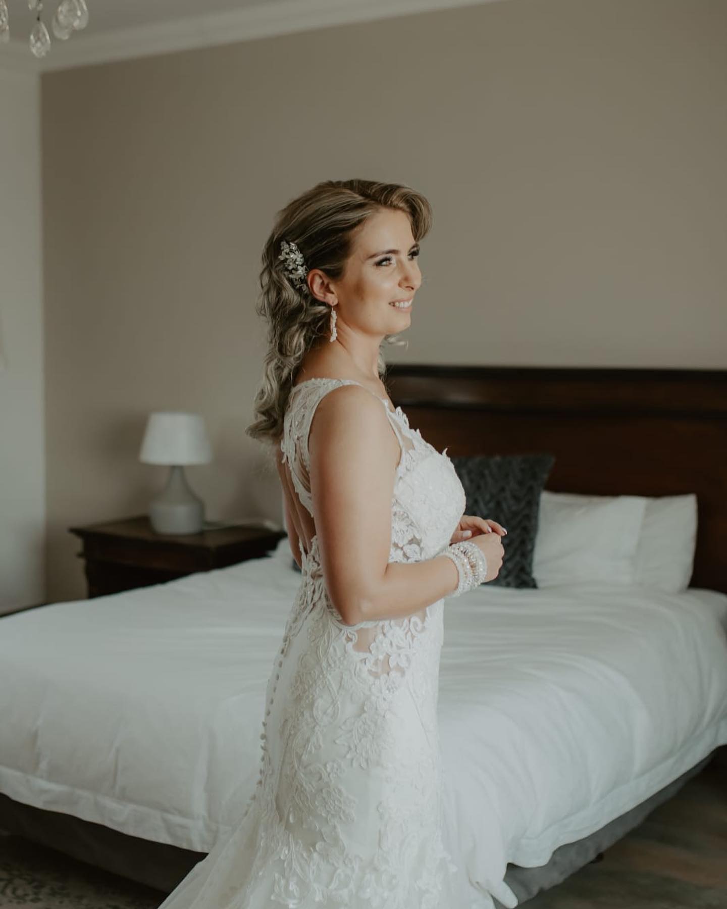 Childene 💗 - 24.09.2022.
#brideof2022
#blushingbride #makeupsouthafrica #makeupandhair #weddingday #bride