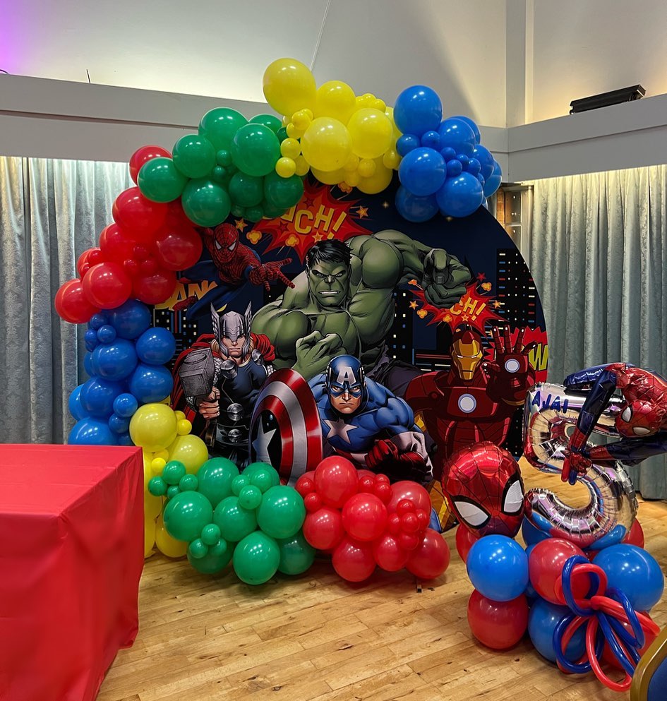 Avengers assemble! 🚀❤️
An avengers themed set up we did for our clients 😍
Balloon arch, balloon number colour and table decor done by us🥰
DM us to create your picture perfect event!
.
.
.
.
.
#avengers#avengersparty#marvelparty#marvelbirthdayparty#marvelballoonarch#marvelballoons#kidsbirthdahpartys#spidermanballoons#ironmanballoons#captainamericaballoons#hulkballoons #happybirthday#bubbleballoons#balloons#babyshower#baby#birth#celebration#gift#party#celebrationgift#baby#ballooninabox#giantbubbleballoons#buckinghamshire#london#buckinghamshireballoons