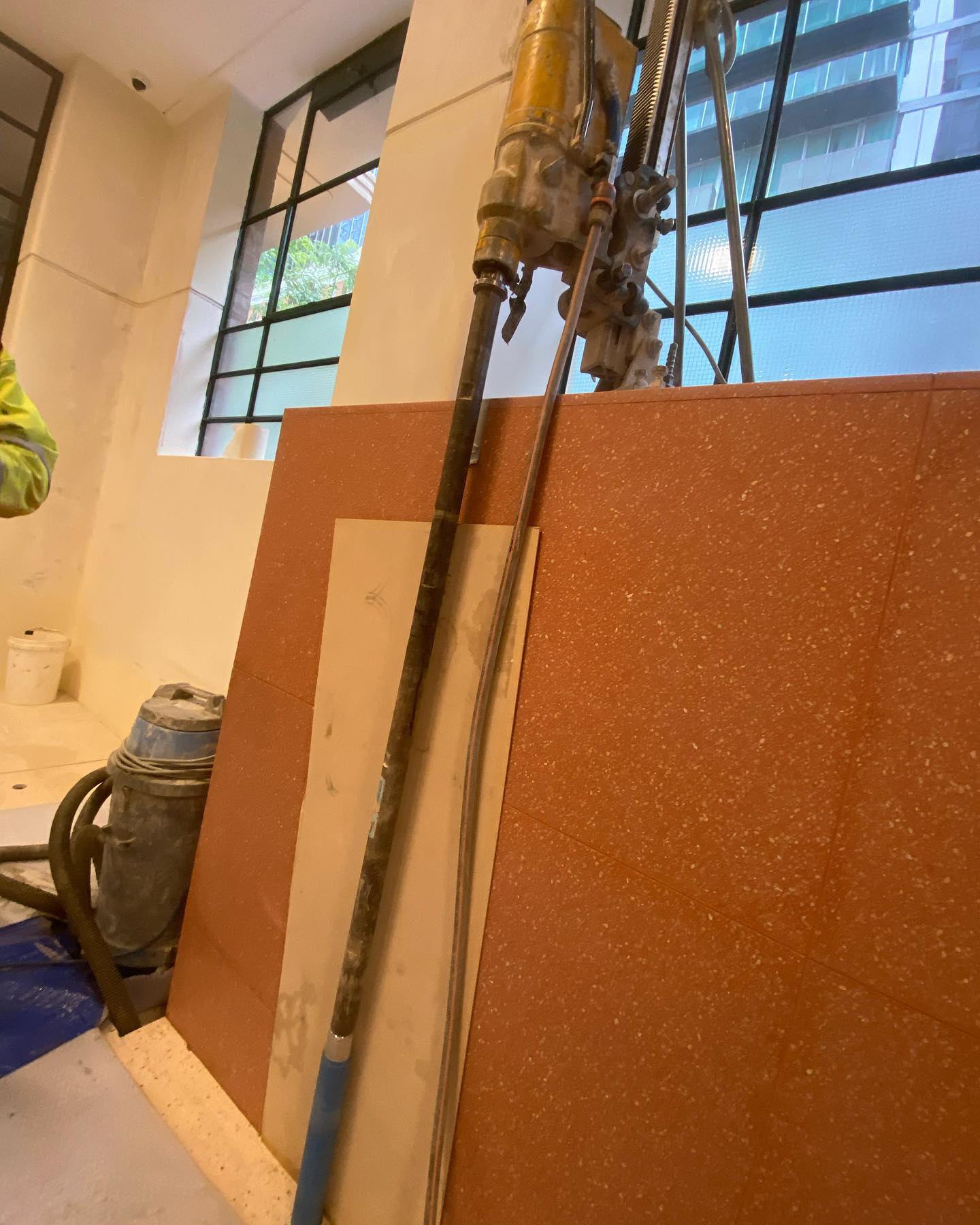 12 x 50mm cores with 1600mm of extensions making these cores through tiles easy.
#cuttingforce #cutting #tyrolit #hilti #australia #melbourne #gippsland #traralgon #coredrilling #cutting #grinding #concrete #scaning #flushcutting
#ringsawing #wiresawing #handsawing #roadsawing #generator #furphy #site #construction