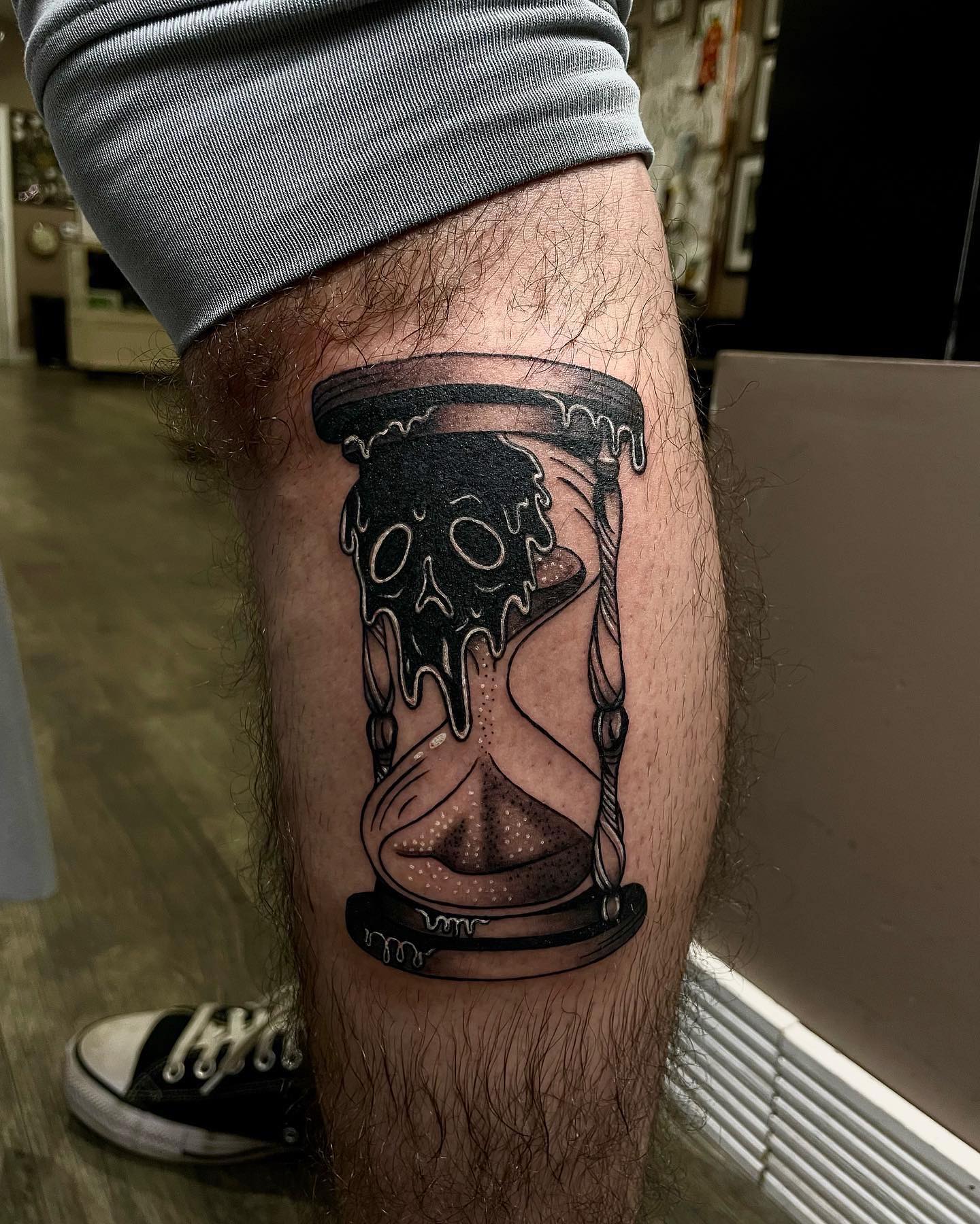 Wanna schedule with @kys_ink , fill out a consultation form on our website to get on her books!