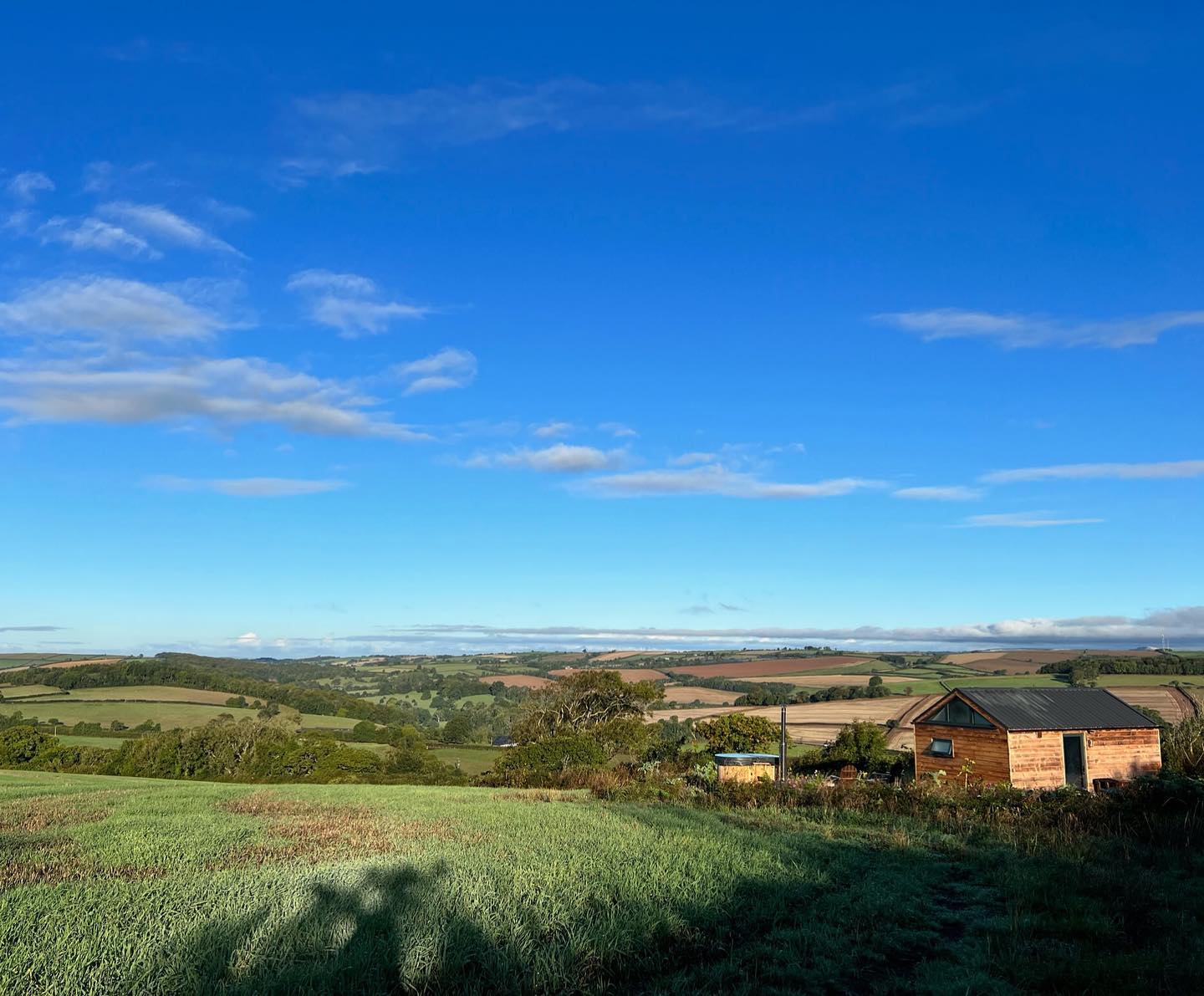 January blues hitting a little different down here at the cabins.
Big skies, big views and big fresh air breaths 🌿
Cottlass Cabin with wide views of rugged Dartmoor on one side all the way round to rolling South Devon hills.
#escapetotheland