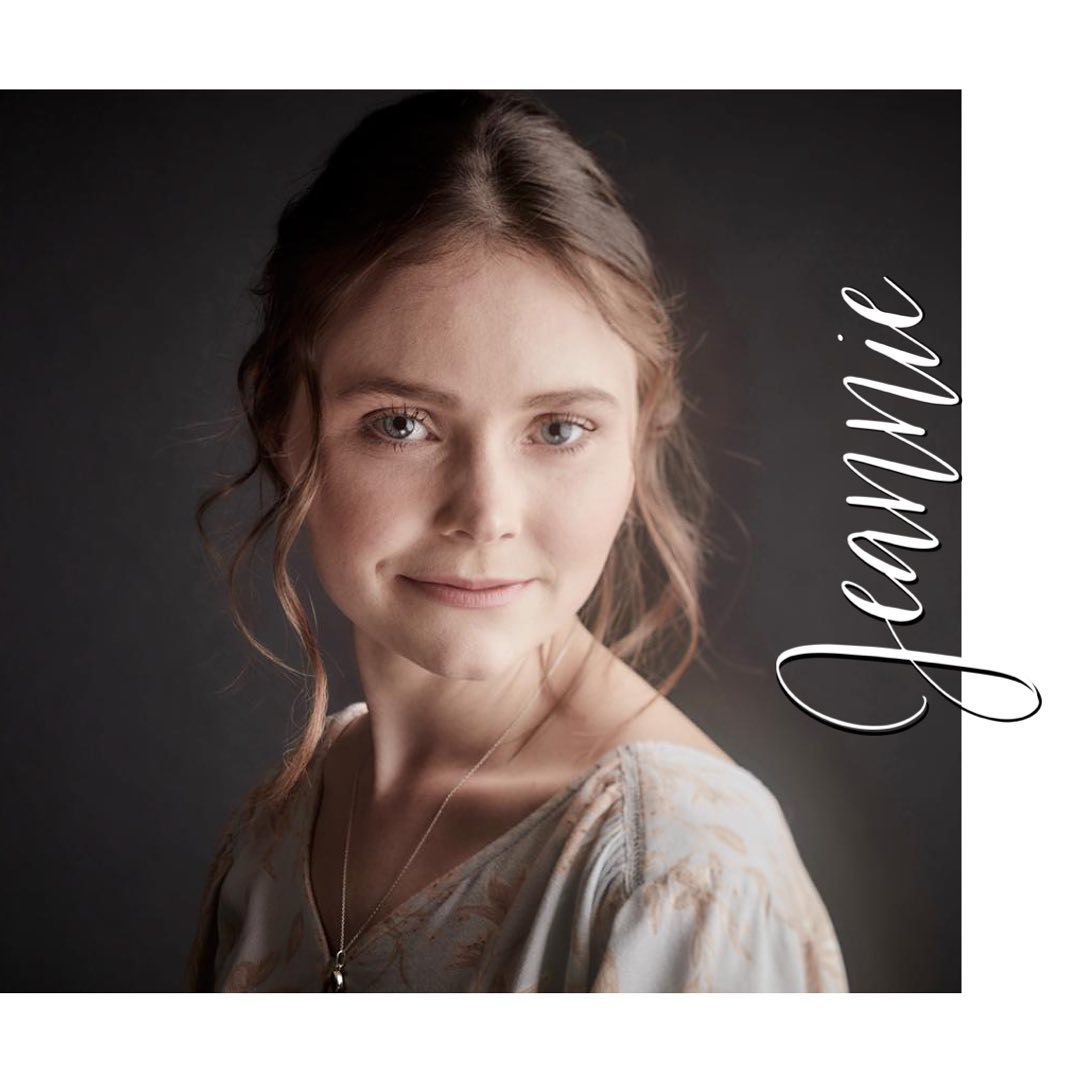 Last year I had the fantastic opportunity to work with this remarkable young talented voice, @jeannieearnott and the legendary @nickboultonsa. Here are some of the photos and moments so perfectly captured.
#talented #jeannie #vocalforlocal #southafrica #makeupartist #johannesburg #photooftheday #beautiful #art #photography