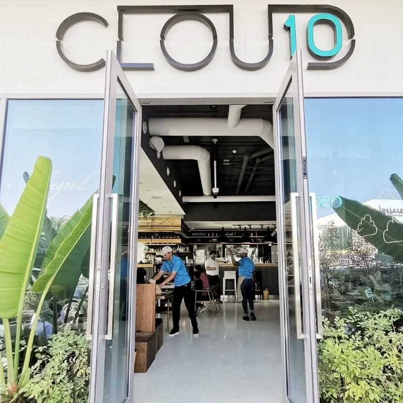 Our kind of weekend!
Check our full review by the @weekenduae in highlight.
#CloudHubResidences #Clould10Dubai