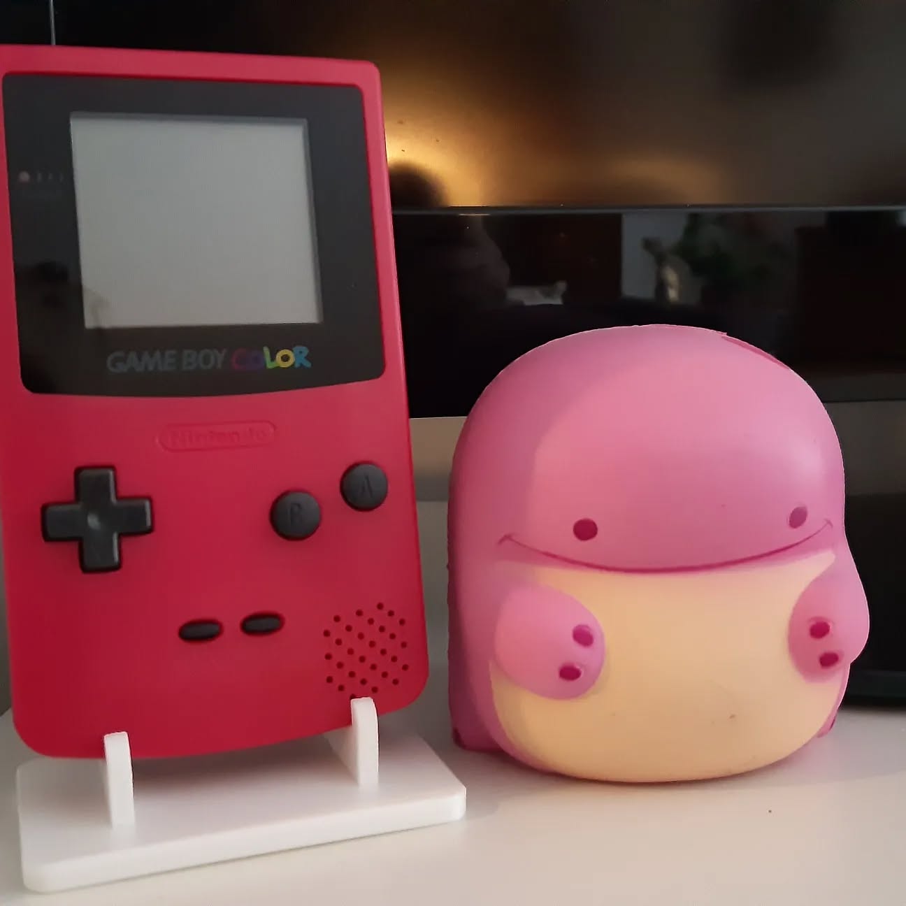 This Gameboy color really stands out with this awesome stand!
Check out this nice stand on:
https://www.printables.com/en/model/62818-gameboy-pocketcolorlight-stand/files
No support needed!
#3beeprinting #3ddesigns #3dprinting #gameboy #gameboycolor