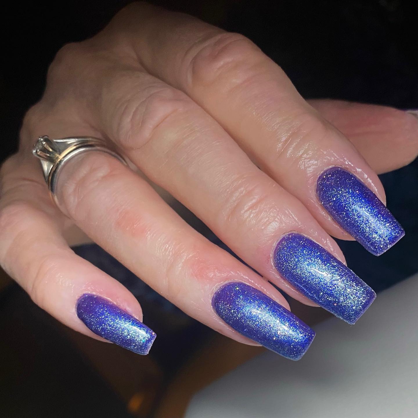 Mix and match! CND Purple Purple med PN All Shook Up glitter ✨ av Ruta
#TemaHud #formerennvelvære #Asker #Nesbru #hudpleie #hudpleieasker #hudpleietips #hudpleieprodukter #hudpleierutine #hudpleiesalong #handlelokalt #støttsmåbedrifter #neglernorge #neglerasker #neglernesbru #nesbrunegler #negler #norskenegler #instanails #nailstoinspire #manikyr #manicure #shellac #cnd #pronails