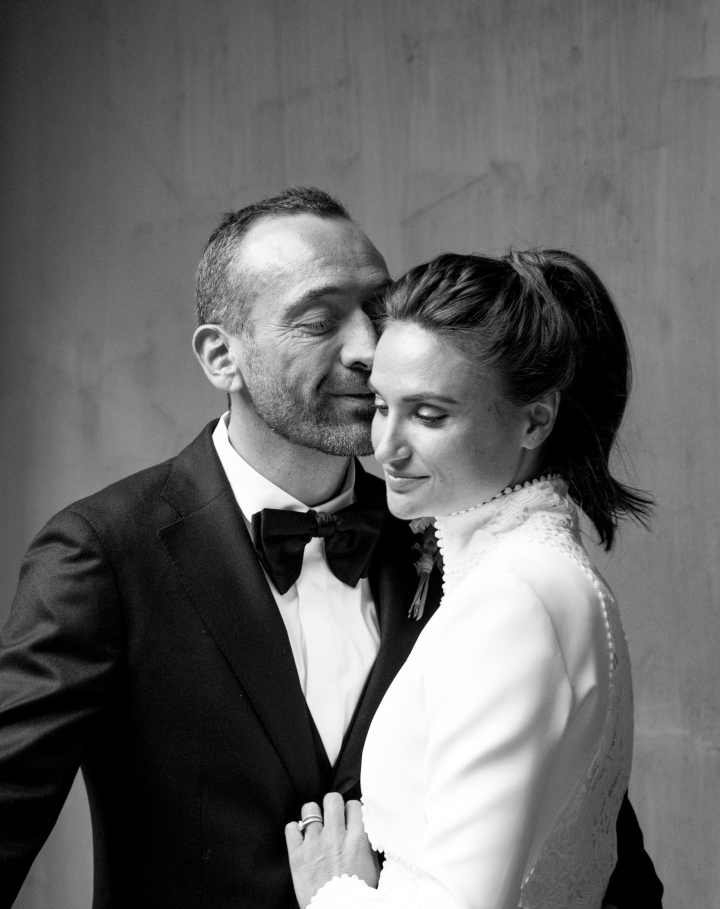 🌹 Camille & Gil 🌹
L'élégance de ce mariage, dans ce lieu si sublime et unique qu'est la @courdesloges de Lyon !
Reportage complet du mariage 🖤 :
https://emmanoam.com/histoires-de-vie
#mariage #wedding #photographemariage #photographemariagelyon #mariagelyon #mariagecourdesloges #courdesloges #weddingphotographer #weddingphotographerfrance #portrait #nikon #bnw #bnwphotography #lyon #rhone #provence #weddingfrance #justmarried #weddinginspiration #blogmariage #weddingplanner #emmanoam #igerslyon #onephotoaday