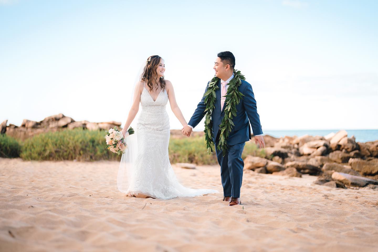 A year ago today, the sweetest couple kicked off our wedding season.
Happy Anniversary Shanyn + Michael!
Thank you for these moments captured @dreamfxmedia 😍
#happyanniversary #hawaiiwedding #hawaiiweddings #fourseasonskoolina #fourseasonsoahu #koolina #hawaii #oahu #wedding #weddings #photography #photos #weddingphotography