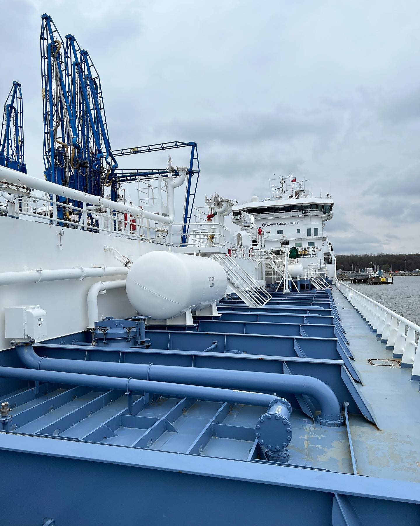 Ramona discharging in Gothenburg.