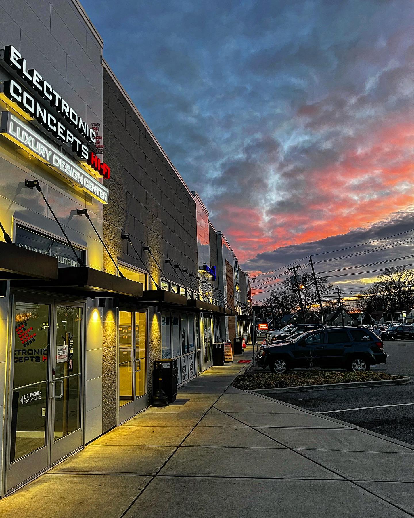 Beautiful shot leaving the store yesterday
