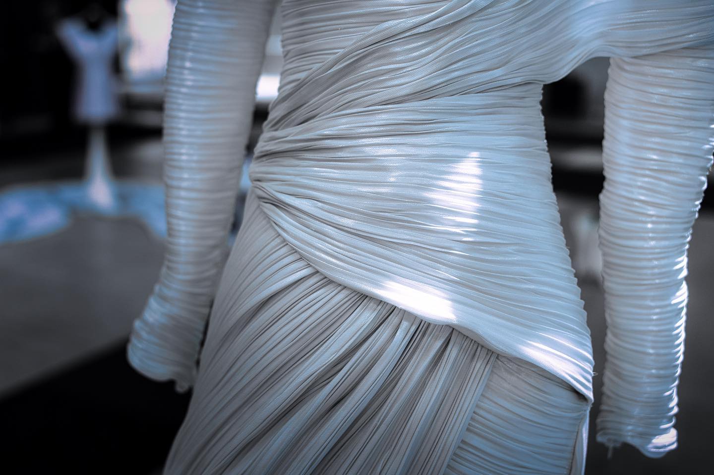 From waste to wonders.
The @balmain couture dress created by @olivier_rousteing, made of recycled @evianwater bottles.
Photos from @felixdallago
#recycledfashion #recycled #recycling #upcycling #couturedress