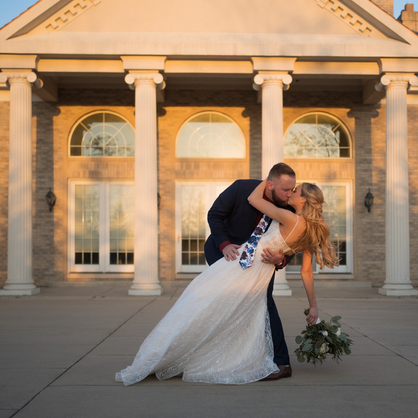 Happy Friday!
#weddingphotos
#thedip #aurorail
#weddingphotographer