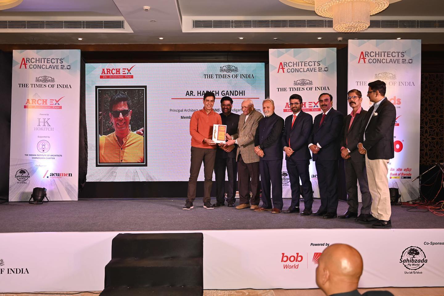 Was honoured by IIA, was very happy to receive the commendation from legendary architect Mr S D Sharma Sir 🙏