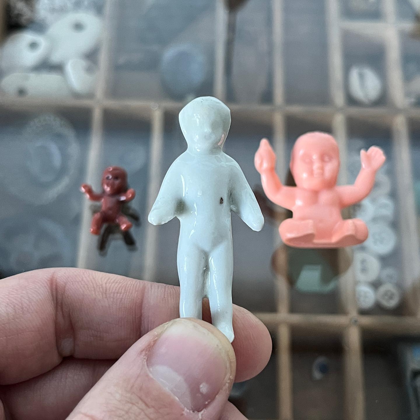 In 1930s New Orleans, McKenzie’s Bakery owner, Donald Entringer, ran a chain that sold King Cakes to locals. He had been looking for a special charm other than a bean or a pecan to hide inside his King Cakes. One day, a traveling salesman visited the bakery with a huge lot of porcelain Frozen Charlotte dolls he hoped to sell. Entringer bought the lot of dolls to hide inside his King Cakes and a new tradition was born. He would later find cheaper plastic babies from a local supply store and that was the little feve that stuck. Other bakeries caught on and soon everyone in New Orleans was choking up plastic babies from Epiphany to Fat Tuesday.
In an interview in 1990, Entringer would say “we were the first to use babies in King Cakes. I’ve heard people say it’s supposed to represent the Christ Child, but that’s not true. Why we picked this, I don’t know, it was cute. It was a trinket that happened to be a baby.”
This is an 1890s Frozen Charlotte that I found alongside more contemporary plastic King Cake dolls.
Happy Mardi Gras everyone!
.
.
.
.
.
#fattuesday #frozencharlotte #mardigras #kingcake #mardigraskingcake #porcelaindoll #pennydoll #victorian #archeology #relichunting #antiques #historyhunter #victorianera #bottledigging #beachcombing #seaglass #metaldetecting #mudlarking #travel #history #savinghistory #historyhunter #lostandfound #antiquetoy #slipcasting #ceramic #moldmaking #bisque #etsy #handmade