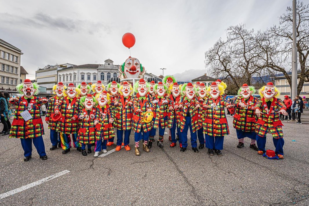 Manege frei füre Vorstadt-Zirkus 2023.
.
.
.
.
.
.
.
.
.
.
.
.
.
.
.
.
.
.
.
.
.
.
.
.
.
.
.
.
.
.
.
.
.
.
#vorstadtzunft #vorstadtzunftsolothurn #fasnachtszunftvorstadt #stammzunft #solothurn #solothurncity #solothurntourismus #solothurnguide #solothurner #solothurnerin #solothurnfasnacht #solothurnerfasnacht #vorstadtsolothurn #vorstadt #wagenbauhunft #loooge #tribüne #honolulu #honolulufasnacht #alabonoer #fasnacht2023
