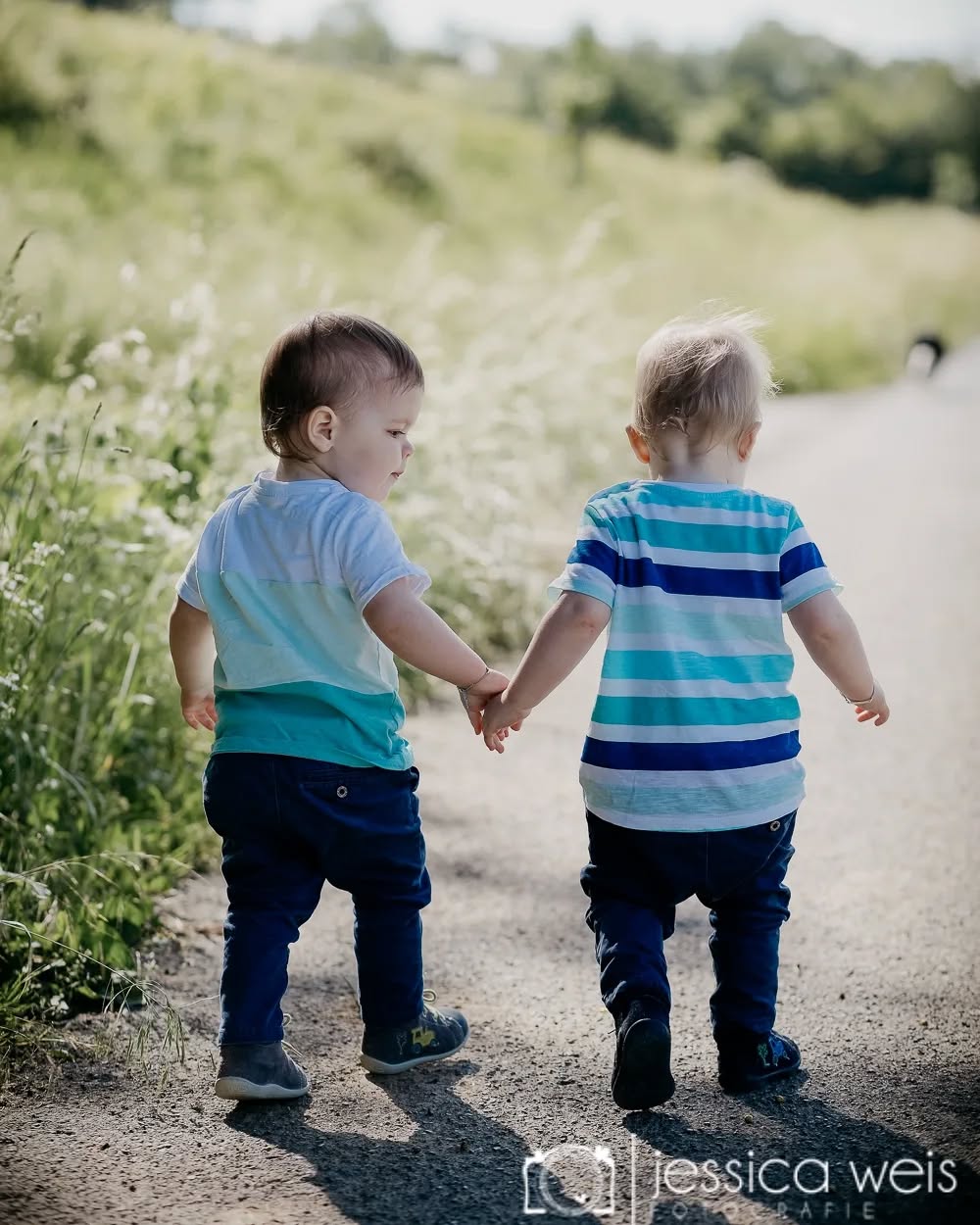#twins #alwaystogheter #doppeltesglück #familienshooting #candidchildhood #toddlershooting #kleinkinder