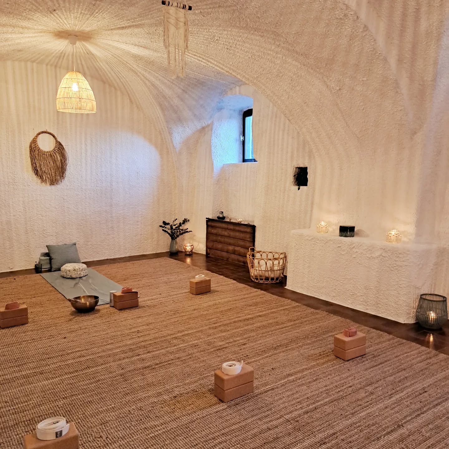 My happy place 🧡
#reliefandflow #relief #flow #happyplace #yoga #pranayama #inhale #exhale #durchatmen #auszeitfürdieseele