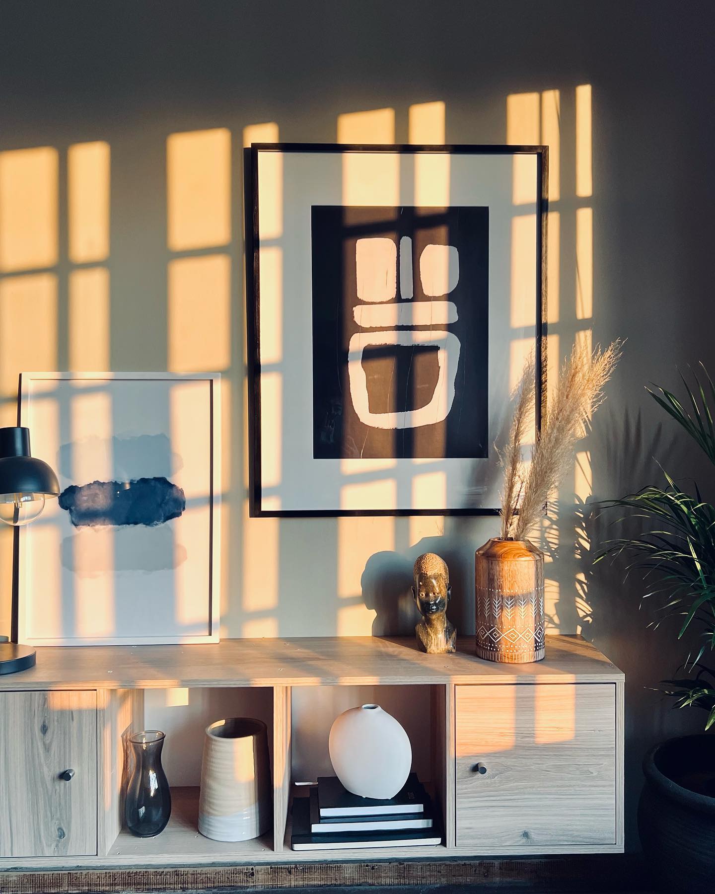 The Framers Sale - NOW ON!
🥰🥰🥰30% OFF 🥰🥰🥰
▪️
▪️
🔲 Create custom picture frames
🌇 Print and frame your own photos/images
🎑 Shop our collection of framed art prints
📦 Free delivery in SA orders +R1500
▪️
▪️
#pictureframes #art #decor #frames #minimalism #Scandinavianstyle #japandi #minimaliststyle #simplicity #art #styleicon #competition #framedart #wallart