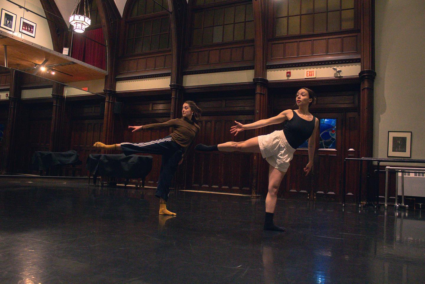 âSURGEâ premiers in TWO DAYS at @nachmo_boston
the feelings around momentum and pushing in one direction
a group of humans all striving for collective or individual achievement
Photos by @moodyspointphotography