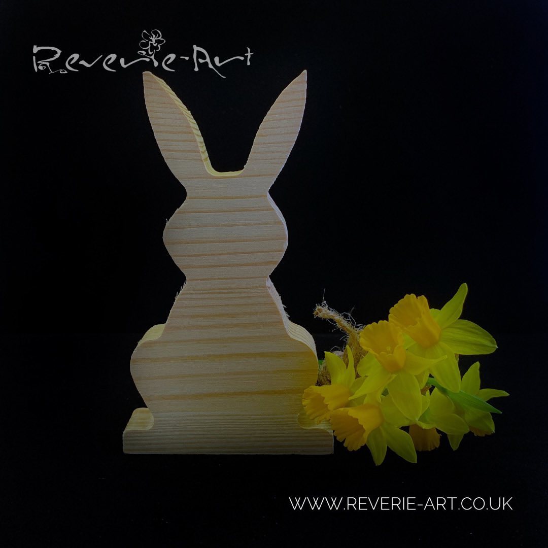 Lovely solid pine wood Easter decor. Limited edition in Reverie-Art store! #easter #decor #blank #wood #decoupage #craft #reverieart