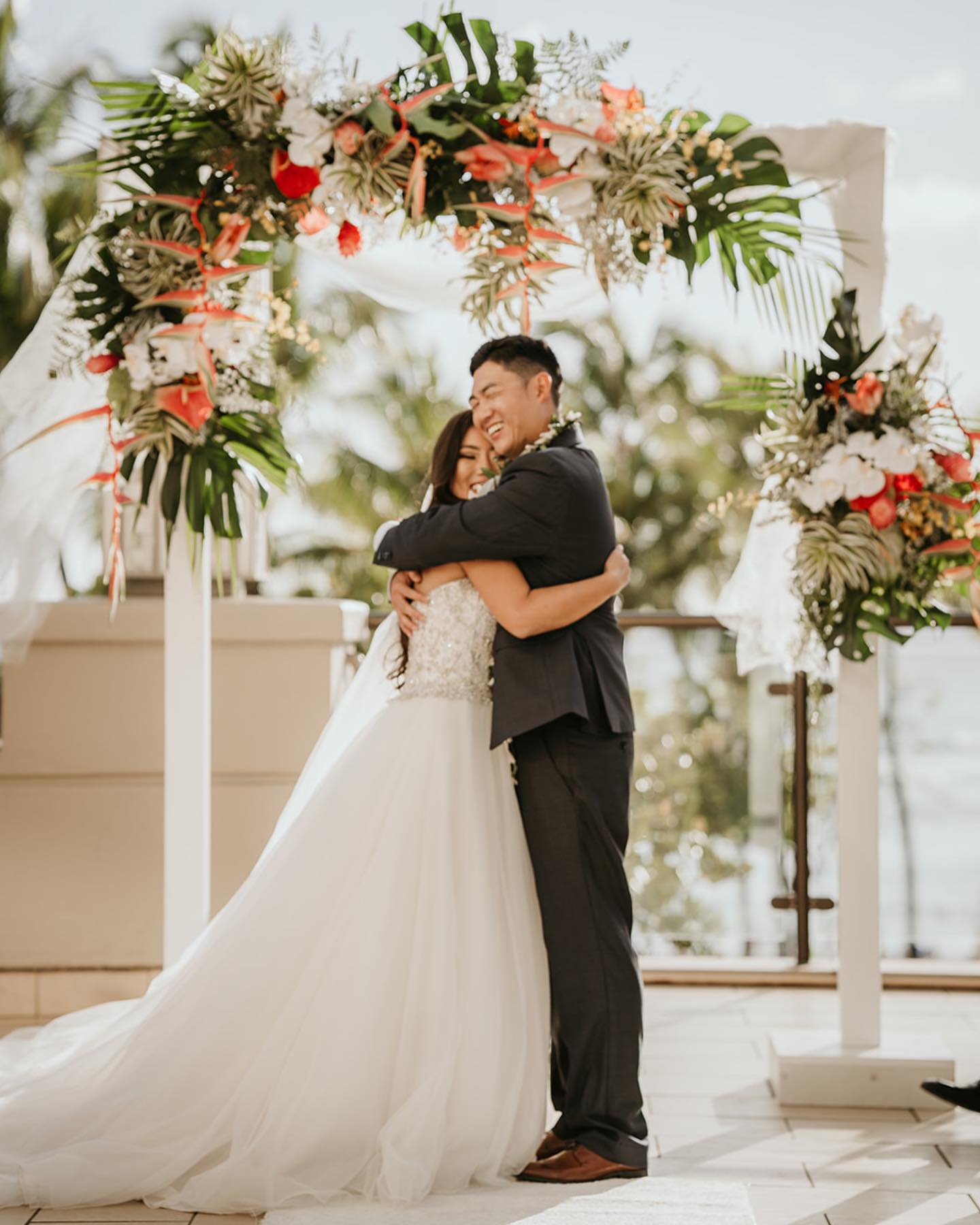 About a year ago this couple finally got to have their Disney Wedding Reception celebration with their families and friends. 1 year and 4 months after their official wedding date. 🏰
So happy for you, Jamie & Bryce!
And happy birthday Jamie! @jamiekoinouye
It would be an understatement if we said the pandemic put a dent in our plans. But most importantly we shouldn’t let that be the reason we can’t continue on with the plan.
“You can do it all, just not all at the same time.”
Venue: @hyattregencywaikiki
Florals: bride’s family
Photo/video: @islemedia @radkawamoto
#wedding #event #venue #venues #weddingvenue #eventvenue #hawaii #waikiki #hawaiiwedding #hawaiiwedding #hyatt #hyattregency #hyattregencywaikiki #disney #disneycouple #disneyland #disneywedding #ears #welovedisney #disneyadult