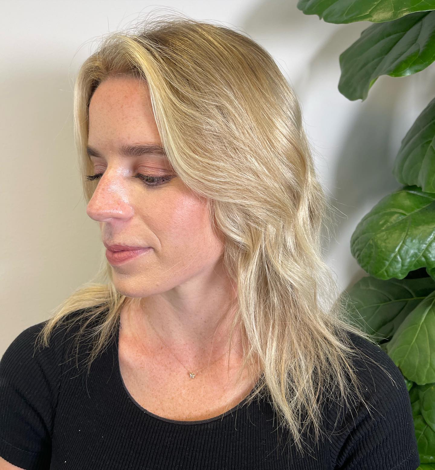 Freshened up this natural blonde and made the colour pop
DM for appointments
#HairColorist #LeichhardtHair #SydneyHairColor #ColorCorrection #HairTransformation #BlondeHighlights #BrunetteBalayage #RedHairGoals #RainbowHair #ColorMelt #FashionHairColor #VibrantHair #BoldHairColor #HairGoals #HairInspiration #HairstyleIdeas #HairTrends #HairFashion #ColorfulHair #HairColorGoals #HairColorSpecialist #LeichhardtSalon #SydneyColorist #HairColorExperts #ColorfulLife #HairColorLove #HairDye #HairColorAddict #HairArt #ColorPop