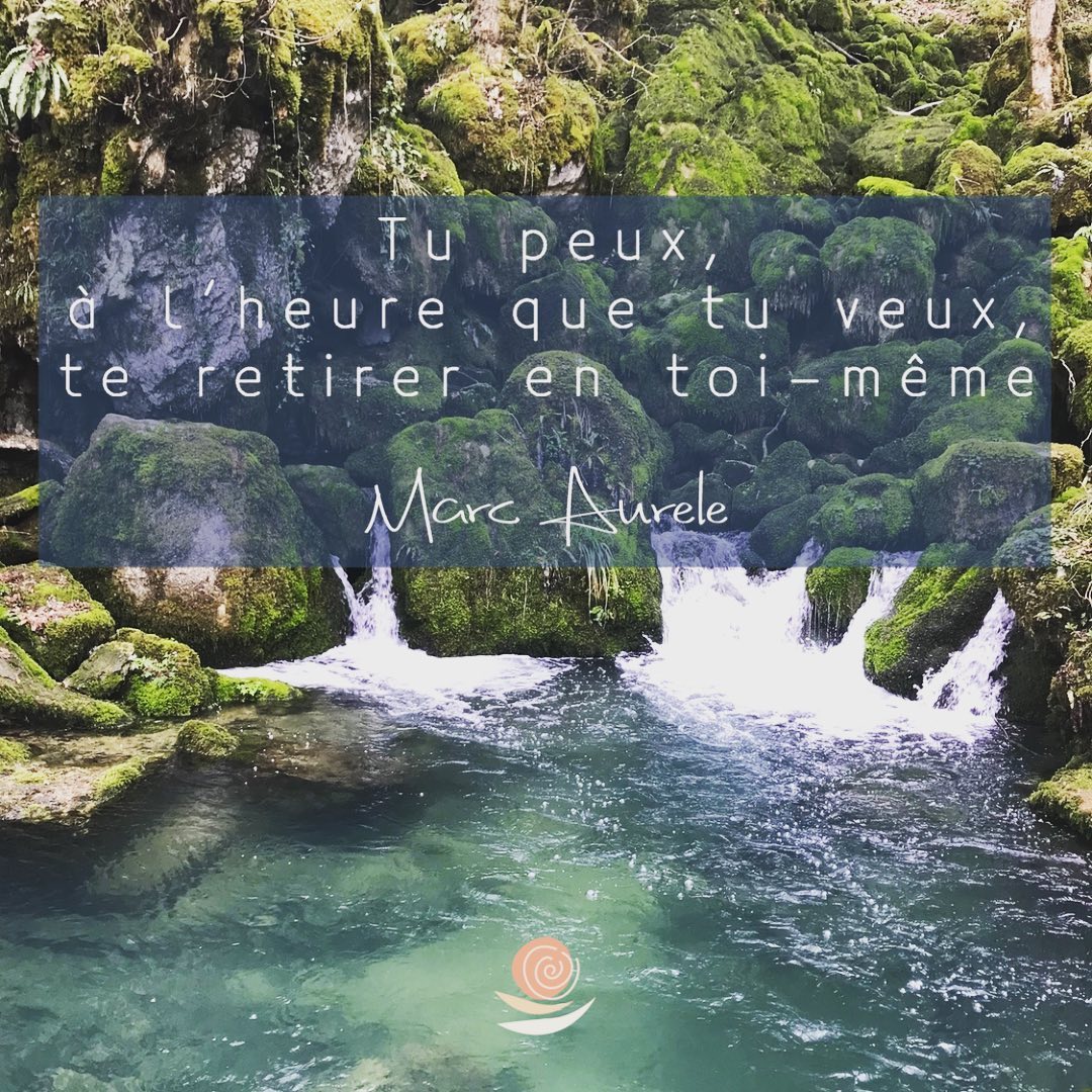 •
Comment ne pas rajouter de l’angoisse à la peur, de l’anxiété aux épreuves qui surgissent ?
Parfois il est possible d’être présent à ses ressentis et de traverser les émotions inconfortables en toute autonomie (méditation, cohérence cardiaque, marche, activité créative,…).
A d’autres moments se faire accompagner pour apprivoiser son stress ou son anxiété, c’est respecter ses limites, son rythme.
•
•
•
Toutes les informations pour me contacter sur mon site (lien en bio).
#therapie #psychocorporelle #meditation #pleineconscience #creativite #vulnerabilité
#changement #ustaritz #anglet #bayonne #biarritz