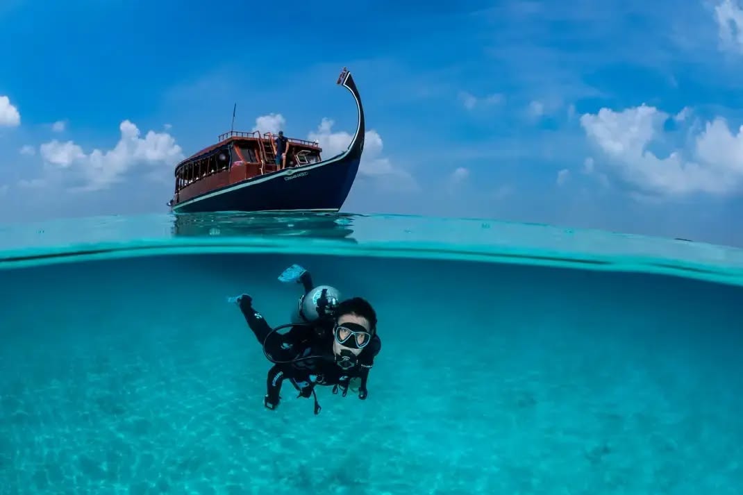 Chilling at the beach 😇🌊...!!!
#scubadiving #scubadivers #scubagears #underwater #adventuretime #adventure #travelphotography #ocean #scubadivinglife #scubapro