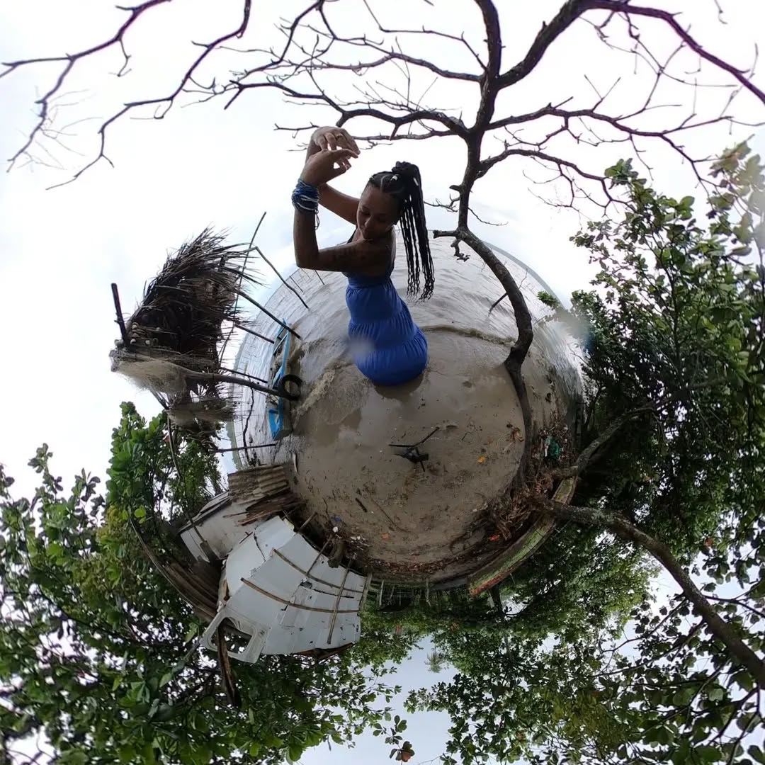 Participação no @hmc.xr imagens 360 pra VR. Performance @isabelavcz @jeamnht com @ju.barretto