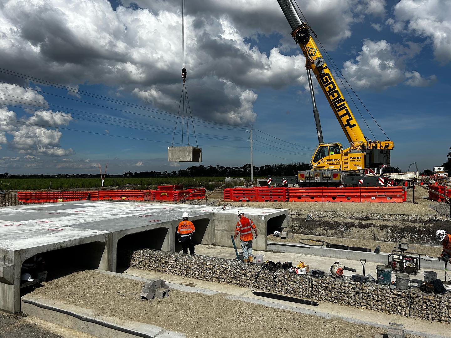 Culvert instal the boys are making the best of the good weather @callenconstructions #civil #cranelife