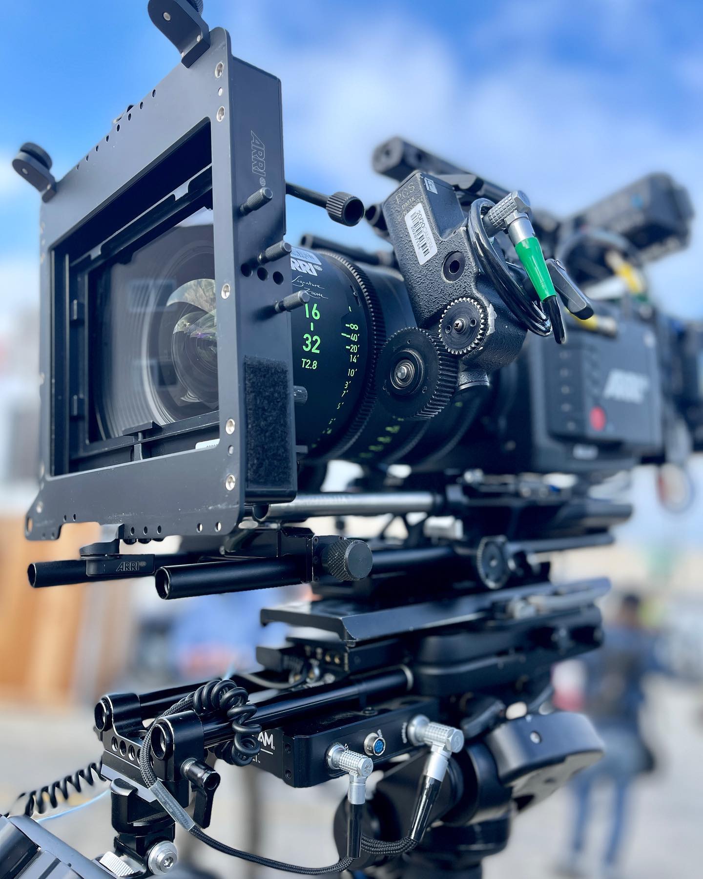 That buttah tho 🥹🧈😋
Camera package courtesy of @2020camera_rental
@arri mini LF with 16-32 Signature zoom 🤌
@icglocal600 #cameraoperator #steadicam #steadicamoperator #losangeles #hollywood #filmmaking #filmmaker #willpower #willpowerwednesday #willpowercinema