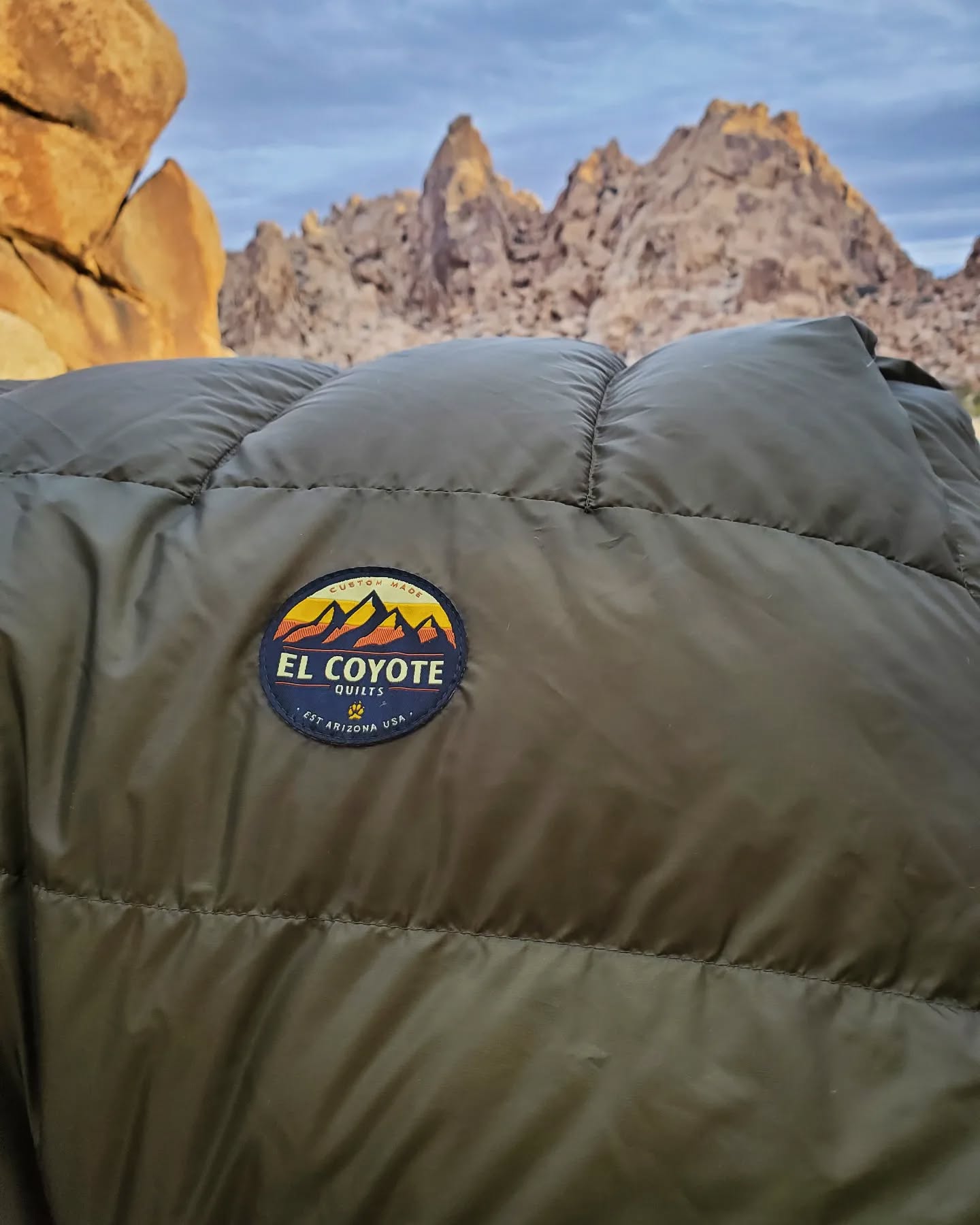 We've got the fastest lead times in the industry for all custom and ready-made quilts while still making everything right here in our shop in Arizona!
Click the link in our bio to shop
Always Handmade in USA 🇺🇸