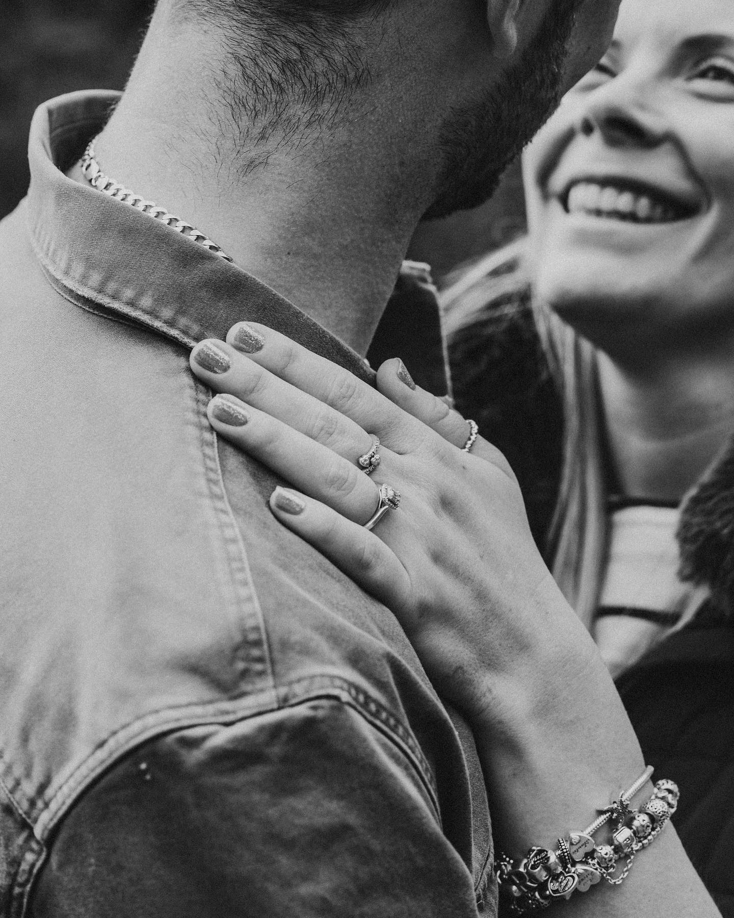 Engagement Shoots can be fun for all the family ๐จโ๐ฉโ๐ฆโ๐ฆโค๏ธ
#somersetphotographer #photographer #familyphotography #engagementshoot #southwestphotographer #weddingphotography #southwestweddings #couplesphotography #woodlandphotography #quantockhills #somerset