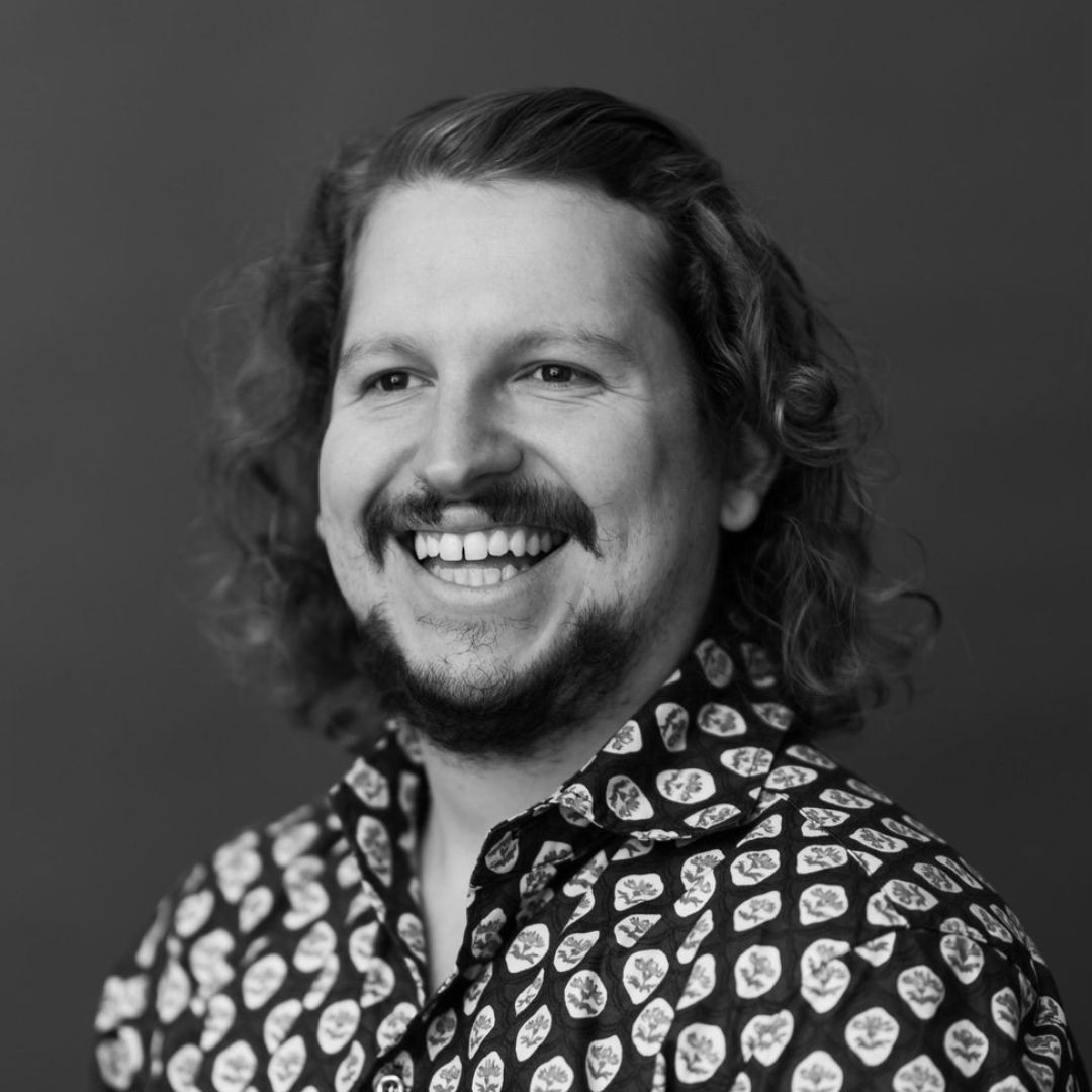 Meet our Executive Producer Nick Jaco Collins! Nick, @statusmatic, is a California native who has worked in the New York City film and television scene for the last 8 years. He’s also a tremendous baker and yogi.
We have some fun incentives on our @seedandspark! Get yourself some fresh focaccia from expert baker and producer Nick Jaco Collins. 6 out of 10 are already claimed 🤤