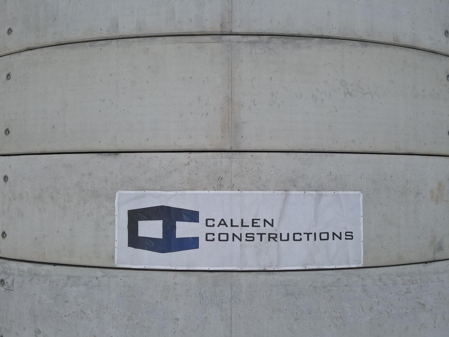 Pre cast arch way we completed a few weeks ago keep an eye out for full details on job and a few cool videos of the instal process