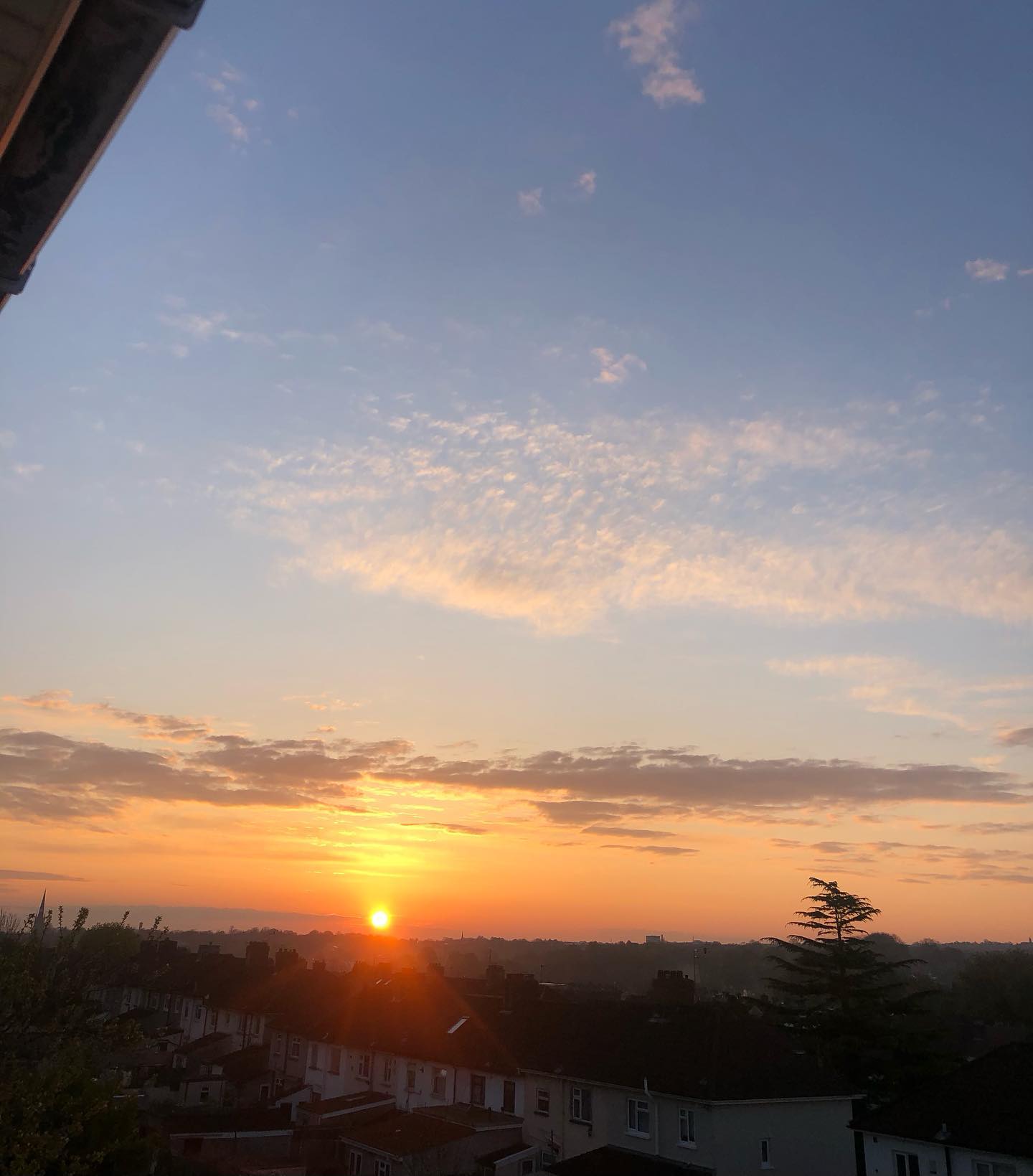 Morning city sun ☀️