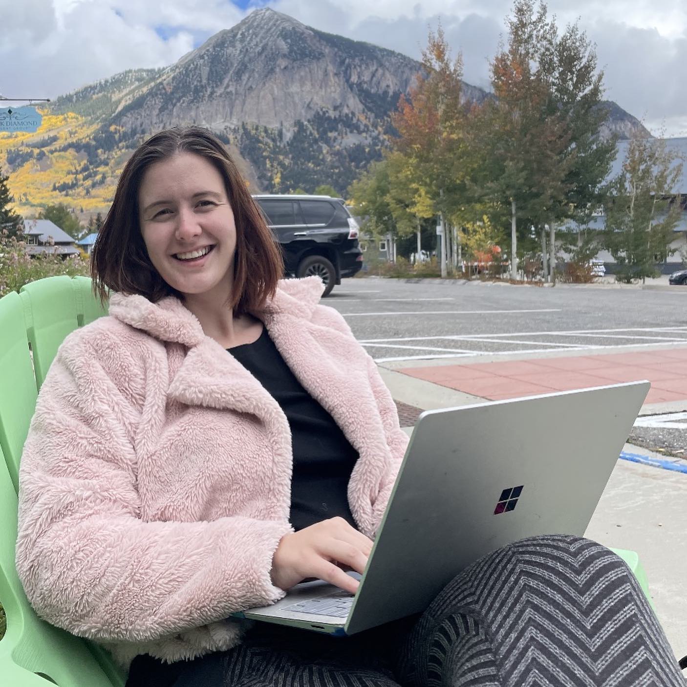 Our incredible consultant and digital nomad, Taylor Bishop, shares 6 Remote Work Tips (from her current office in Italy!) in our latest blog post (link in bio).
#remotework #remoteworklife #vanlife #nonprofit #digitalmarketing