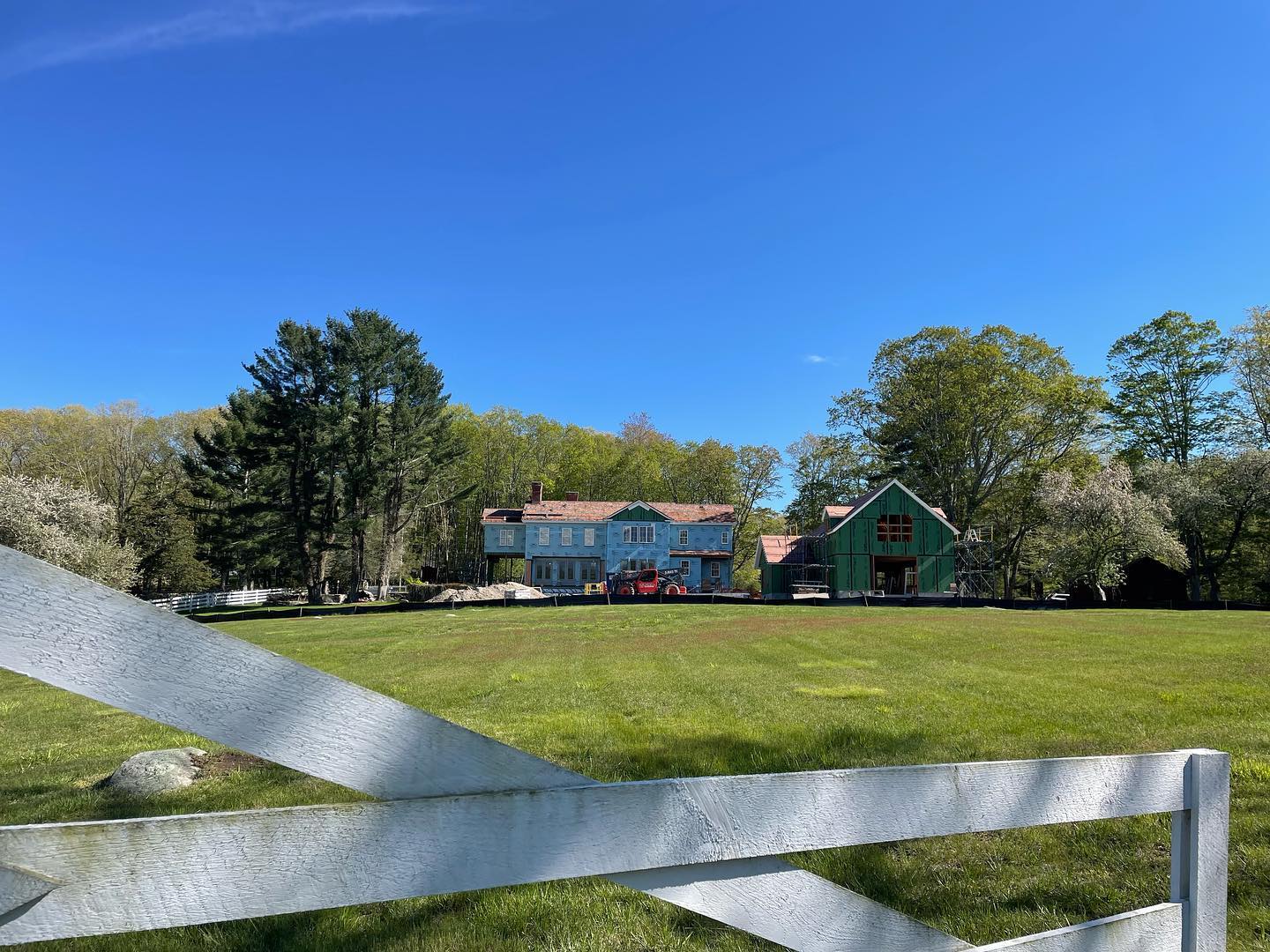 Our Lyme project with @marcbaileyarchitect is moving along nicely. After reviewing drawings I had a few moments to walk areas I hadn’t seen in a bit to see how spring was coming to life. Landscape work starts soon!
#lyme #landscapearchitecture #residentialdesign #farmlife #construction #landscape #connecticut #ct #lymect #landscapedesign #landscape #gardens #triplettdesignstudio #residentiallandscape